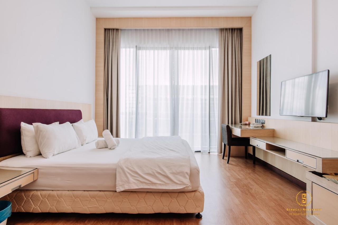 Haus 1 @ Imperial Suites Kuching Extérieur photo