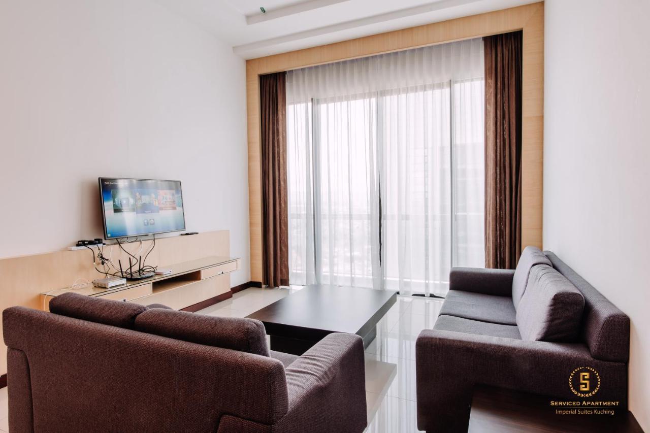 Haus 1 @ Imperial Suites Kuching Extérieur photo