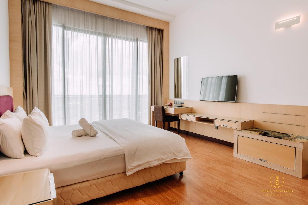 Haus 1 @ Imperial Suites Kuching Extérieur photo